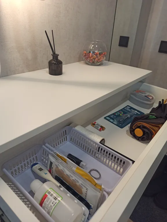 Высокая новостройка в центре города