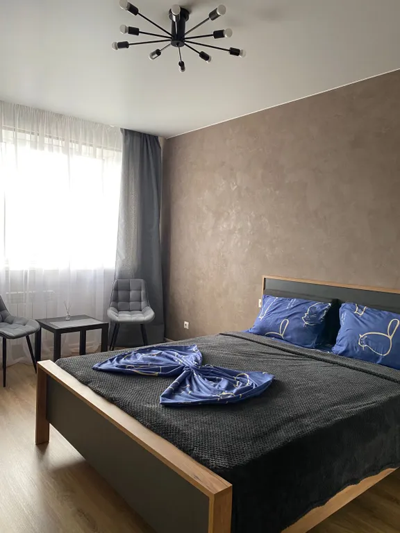 Красивая квартира в новом доме рядом с заездом в город