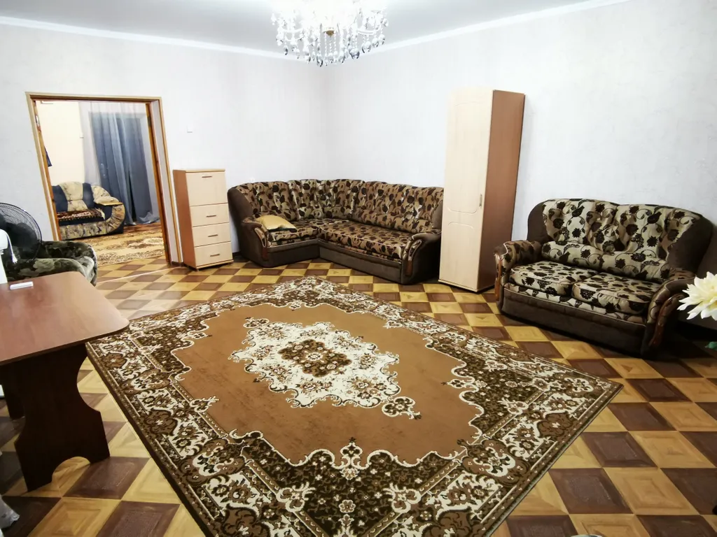 Коттедж Большой дом на море — Кучугуры