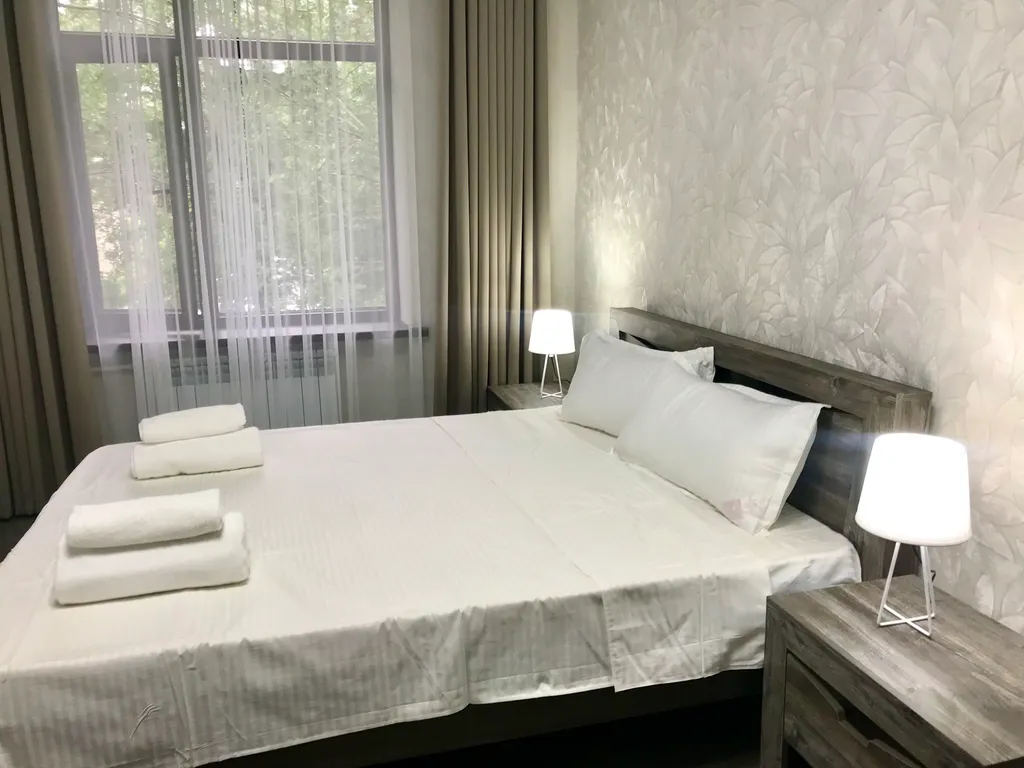 Квартира Новый Апартамент рядом с ЦУМом и ГУМом — аренда посуточно в Бишкек