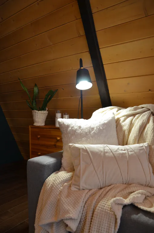 Уютный дом в сосновом лесу