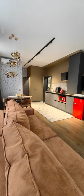 Шикарный коттедж с подогреваемым бассейном, сауной и зоной барбекю