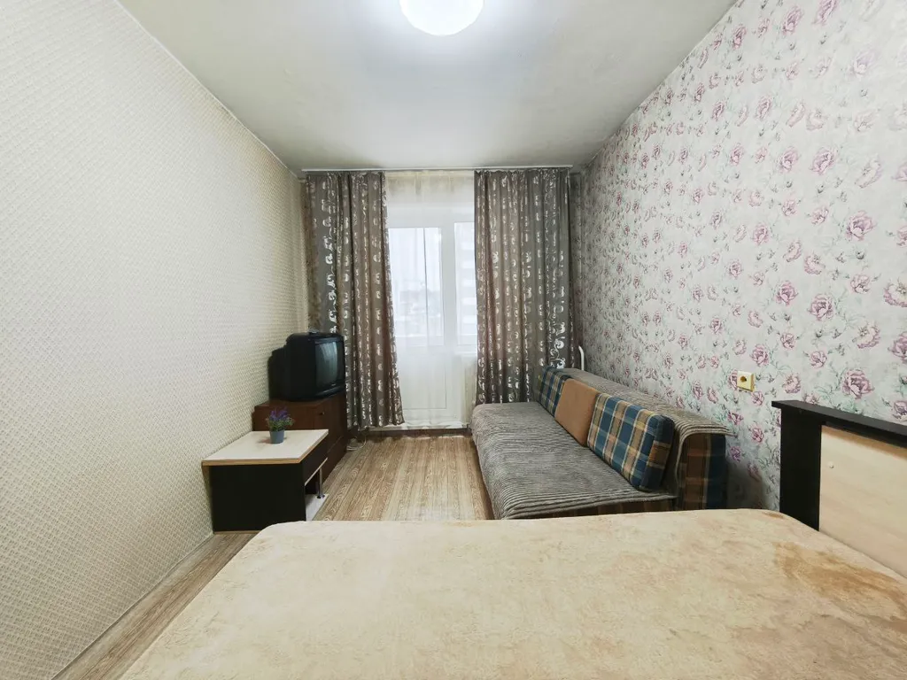 Квартира Однокомнатная квартира на Взлетке с видом на тихий двор — Красноярск