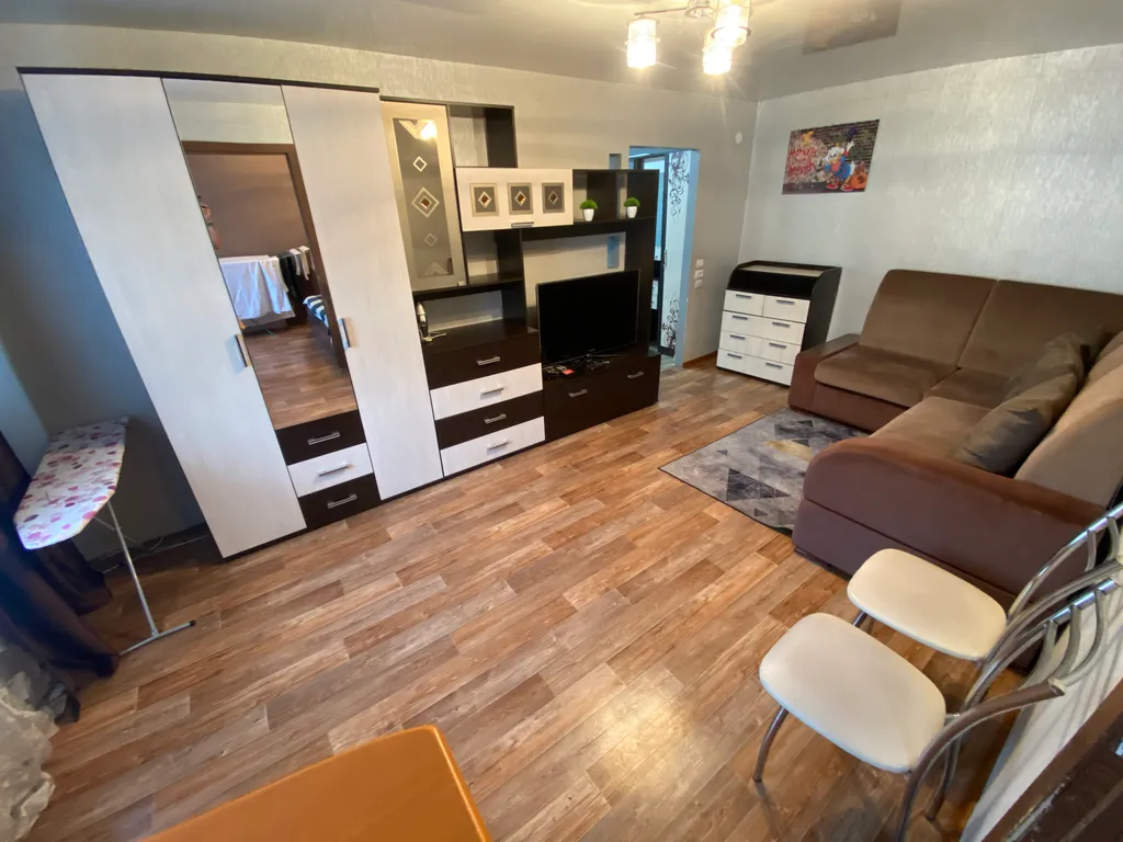 Отличная квартира возле стадиона СибВО