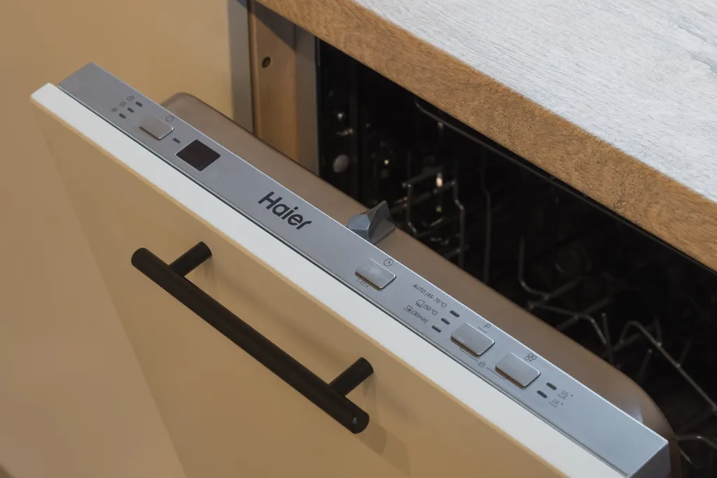 Стильная Amber Studio с видом на озеро