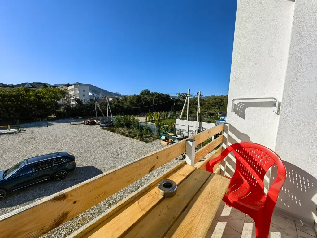 Квартира Квартира Две спальни с балконами, отоплением, кухней, стиралкой, парковкой — Судак