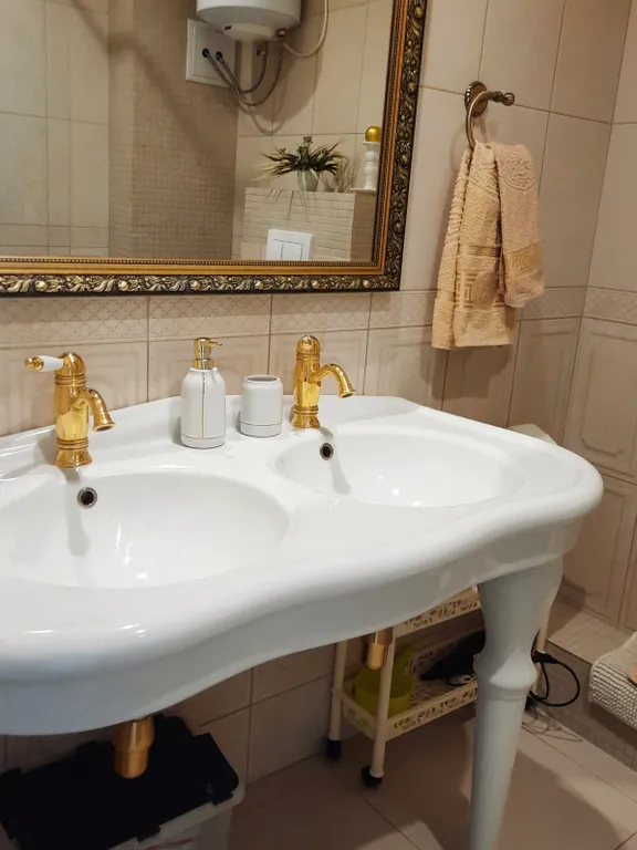 Роскошная студия с дизайнерским ремонтом