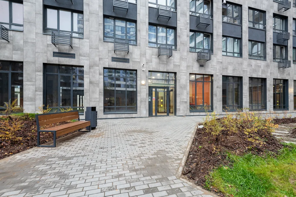 Новая и современная студия рядом с метро