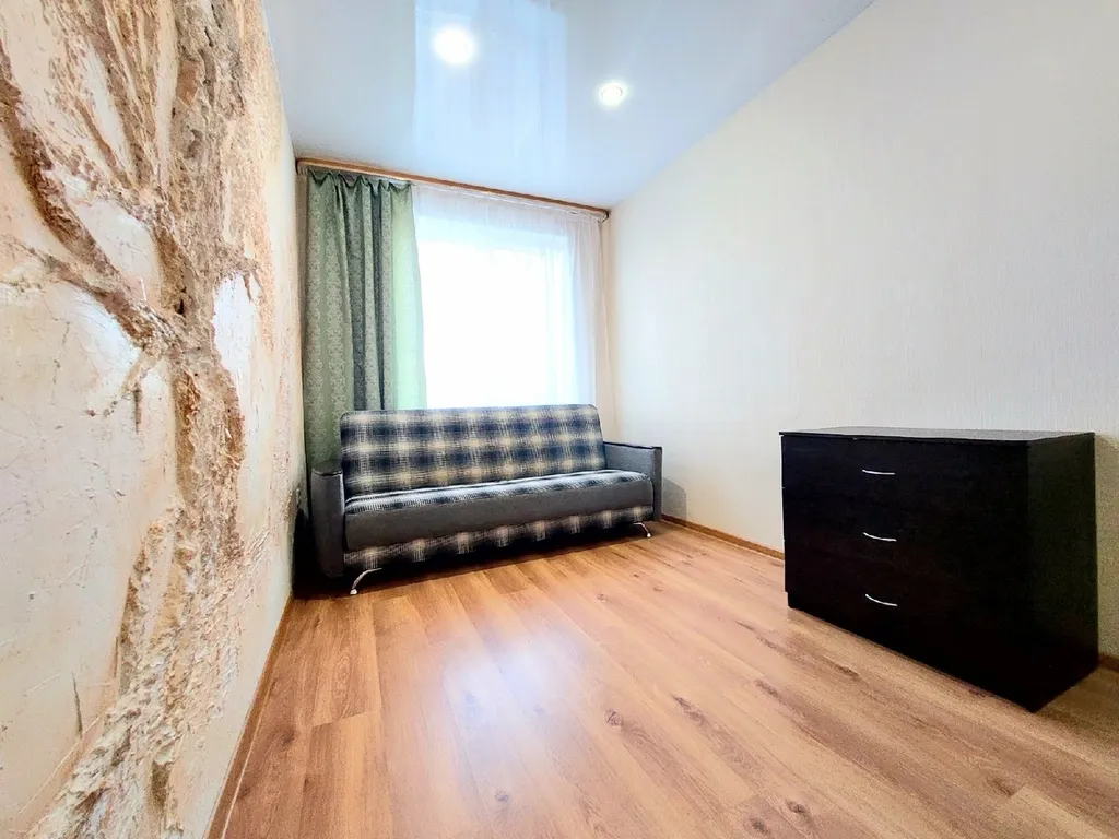 2-х комнатная квартира в тихом районе ЖК 8 Квартал