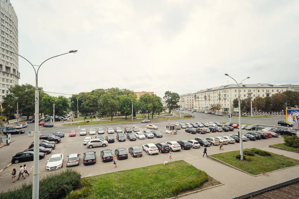 2-комнатный современный апартамент рядом с центром столицы