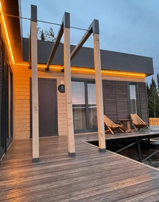 Дома с видом на гору