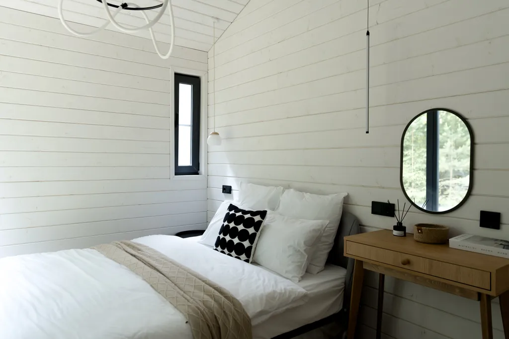 Современный дом в лесу