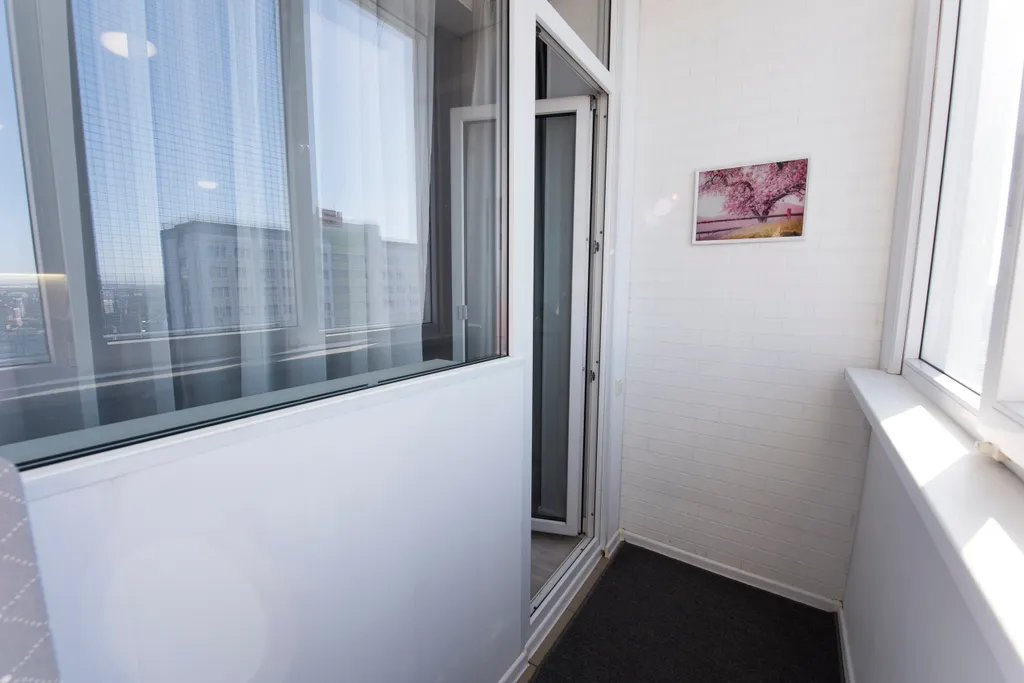 Однокомнатная квартира-студия недалеко от Волга спорт арены