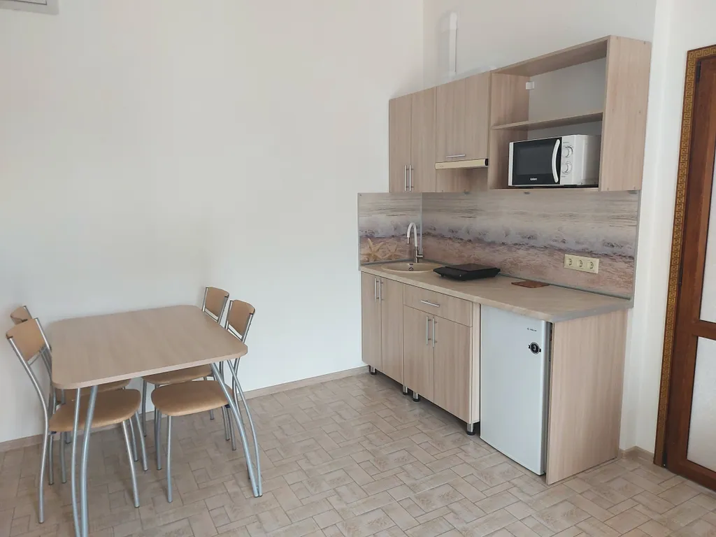 Семейный номер с кухней- гостинной и отдельной спальней