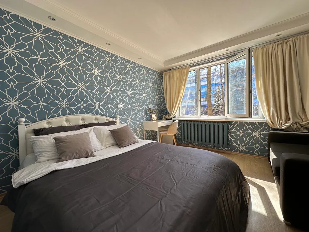 Трехкомнатная в центре