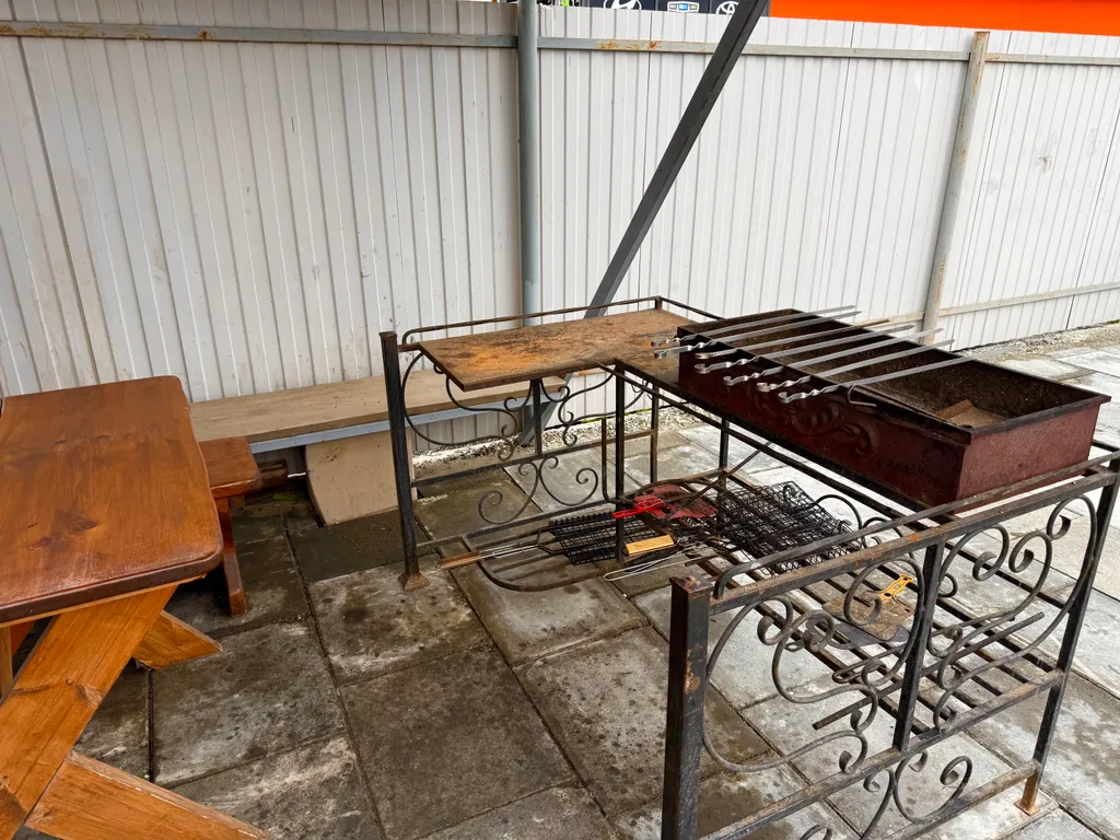 Шале с банкетным залом в черте города