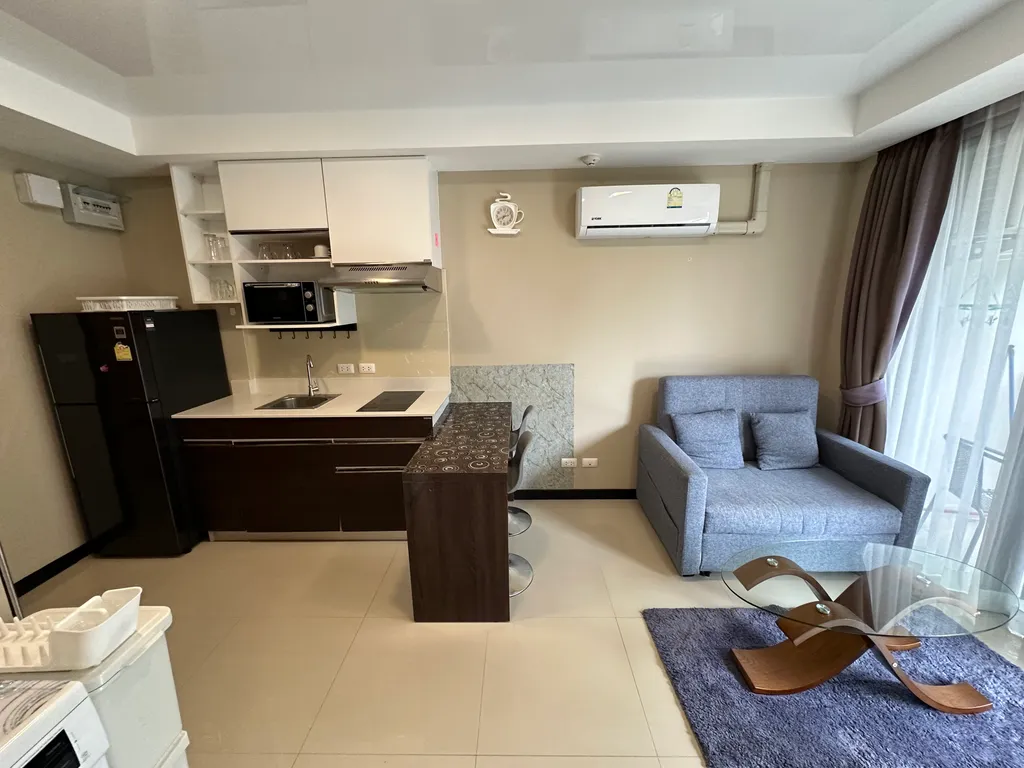 Уютная 1-спальная квартира на 3м этаже, море 750 метров