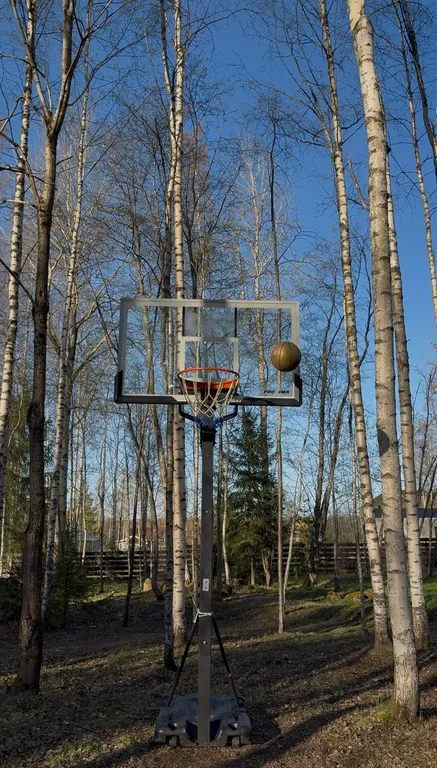 Дом и юрта на Валдае