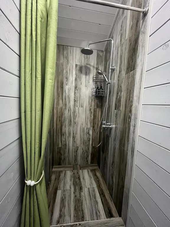 Барнхаус с видом на озеро