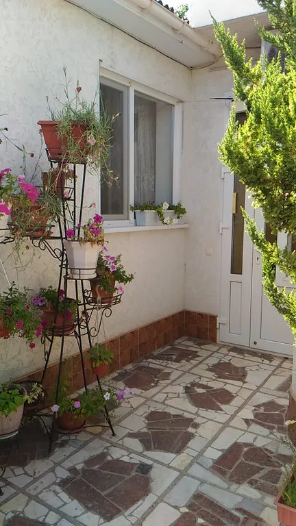 Коттедж Коттедж Улучшенный двухкомнатный — Евпатория