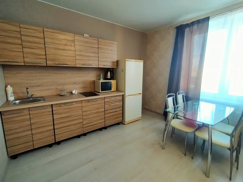 2-комнатная квартира рядом с жд вокзалом