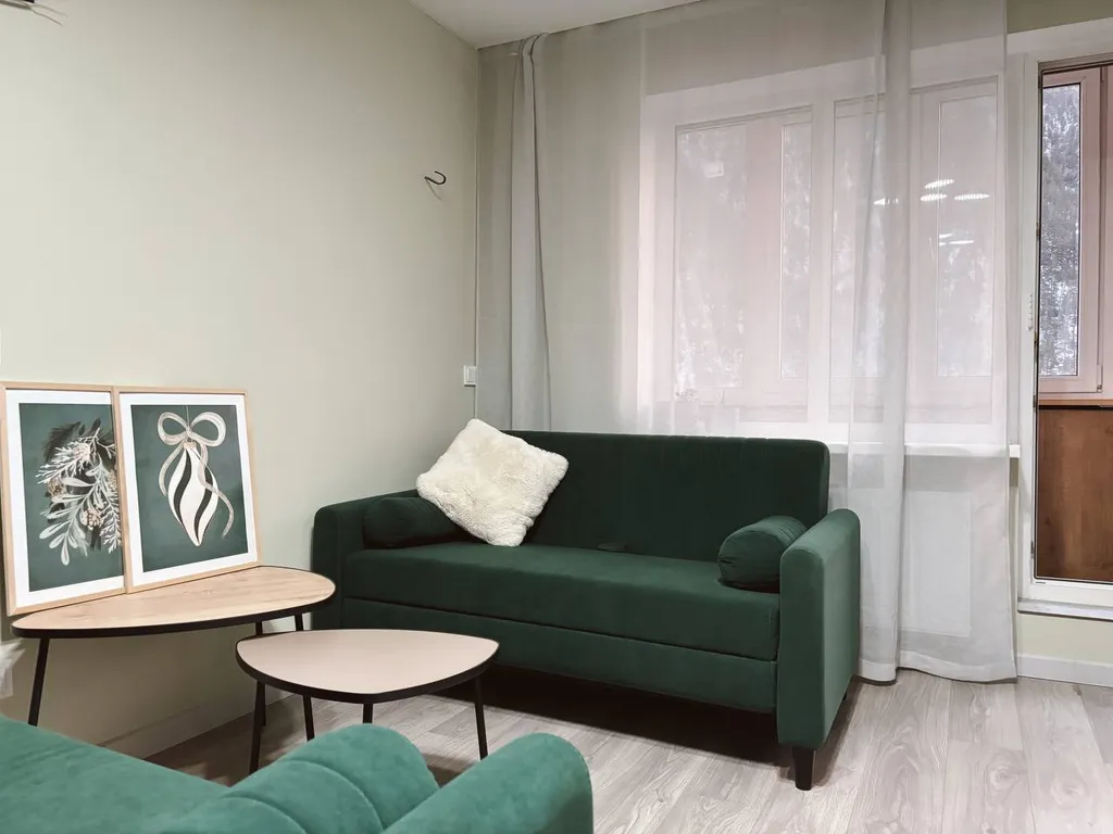 Двухкомнатная с балконом