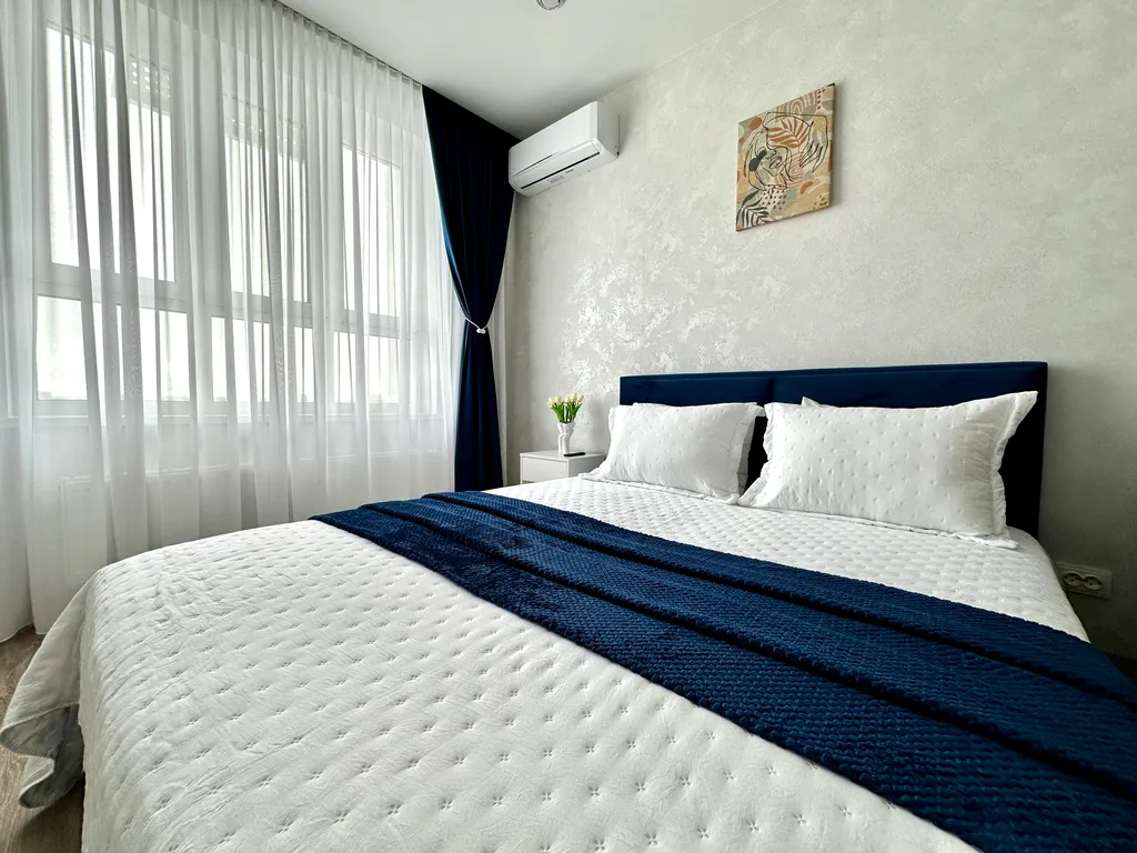 Уютная 1-комнатная квартира с видом на набережную и реку Свияга