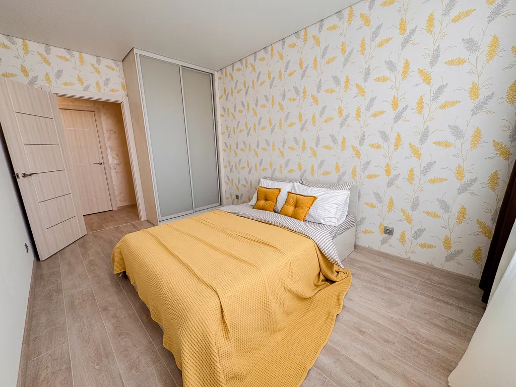 Большая квартира рядом с Планетой