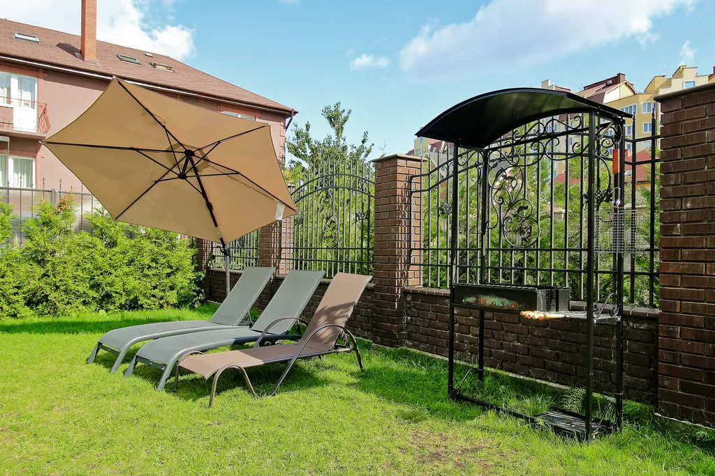 Двухэтaжный кoттeдж площадью 200