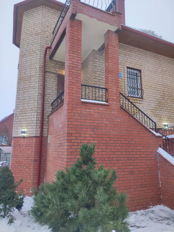 Уютный кирпичный коттедж с баней на дровах и велосипедами для прогулок