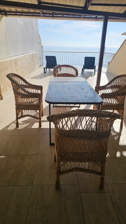 Квартира с видом на море