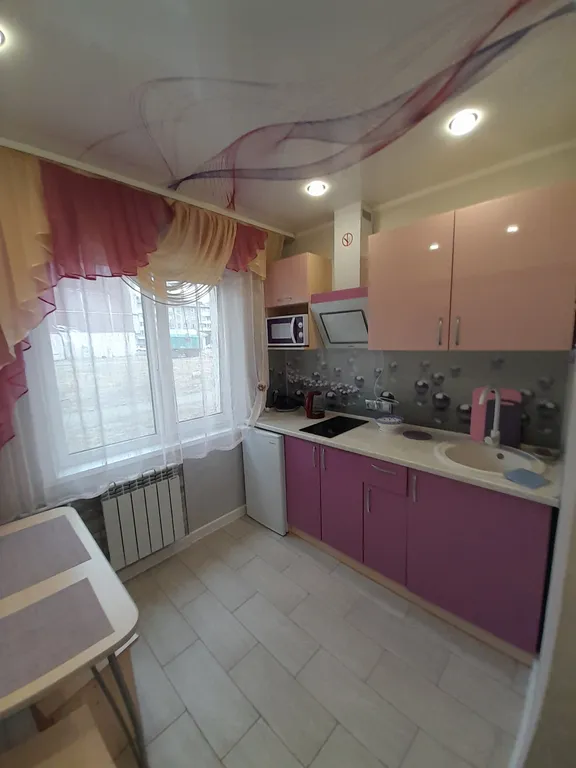 Ленинский район. Рядом учебный центр РЖД