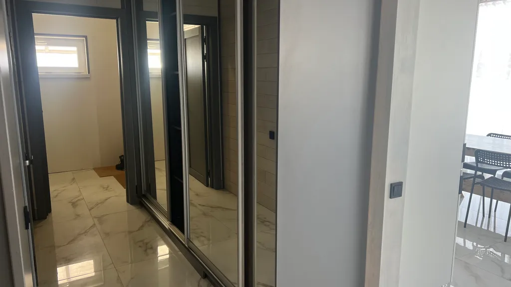 Альпис резидент