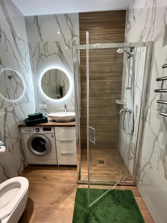 Современные апартаменты с террасой