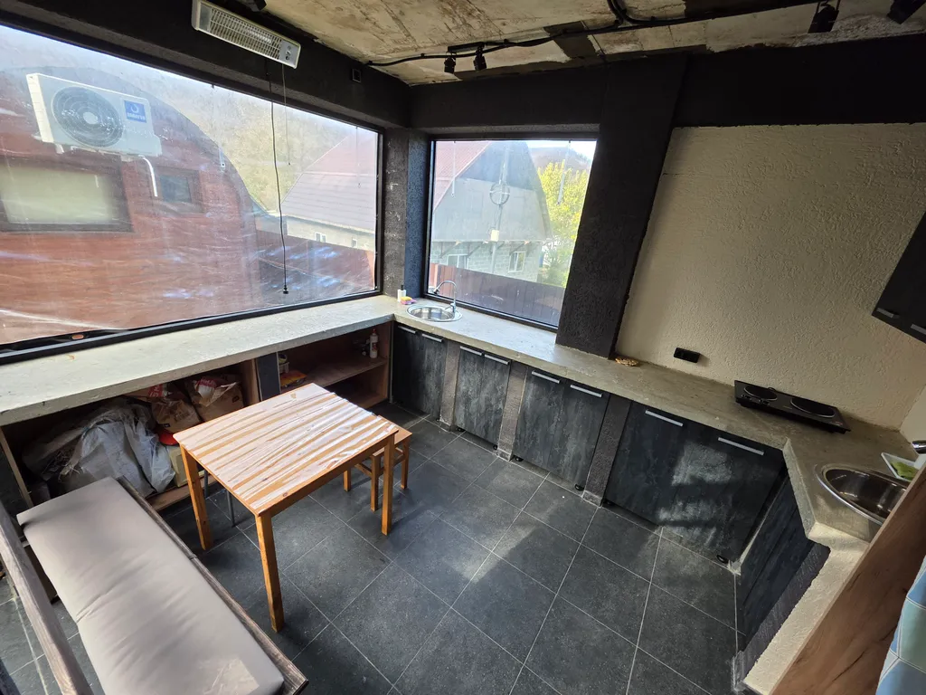 Мансарда с балконом