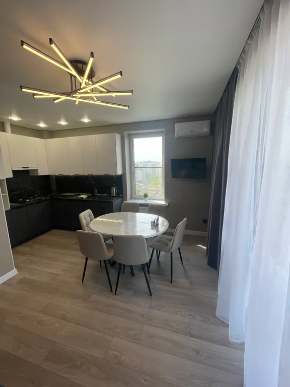 Новая квартира у набережной