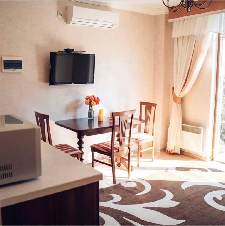 Квартира Апартаменты на первой линии в Севастополе, Любимовка — аренда посуточно в Севастополь