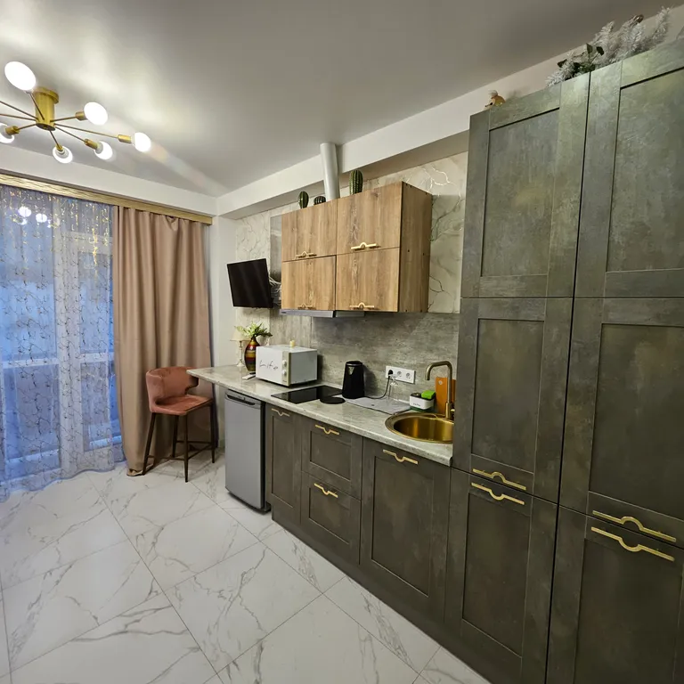 Студия в центре  Сочи