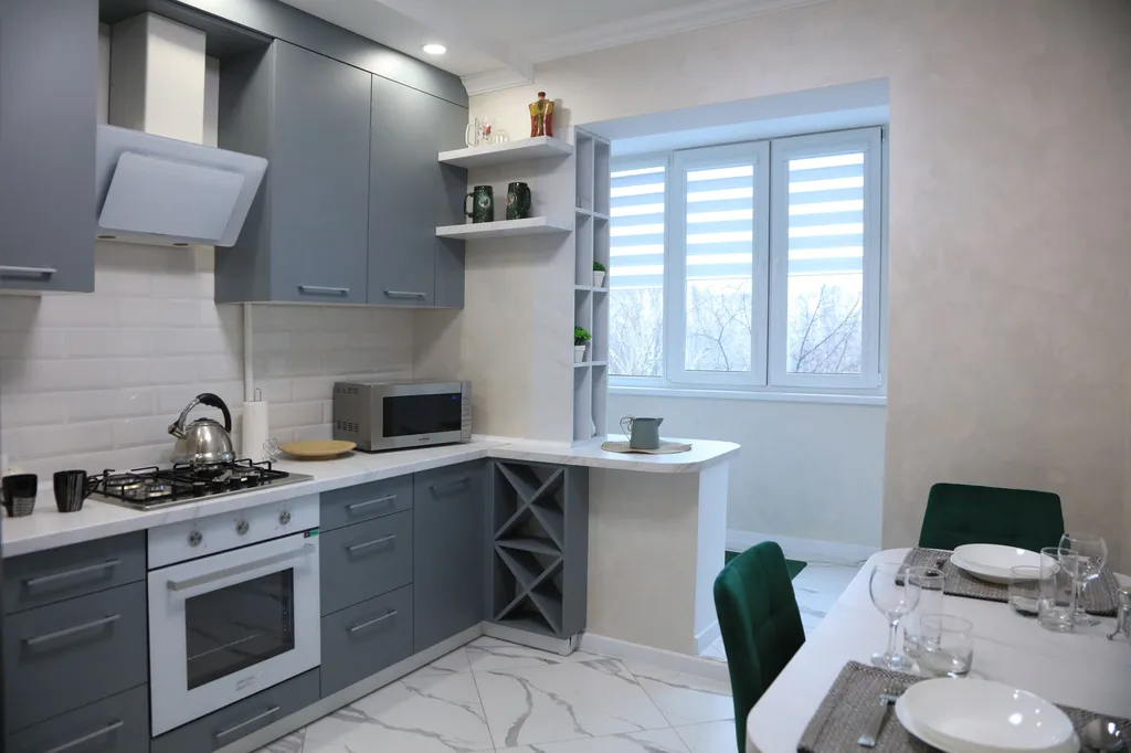 2-комнатная возле ТЦ Корона