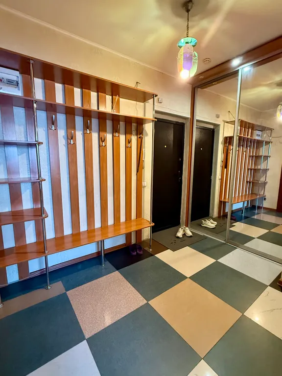 Квартира рядом с ТЦ Сильвер Молл