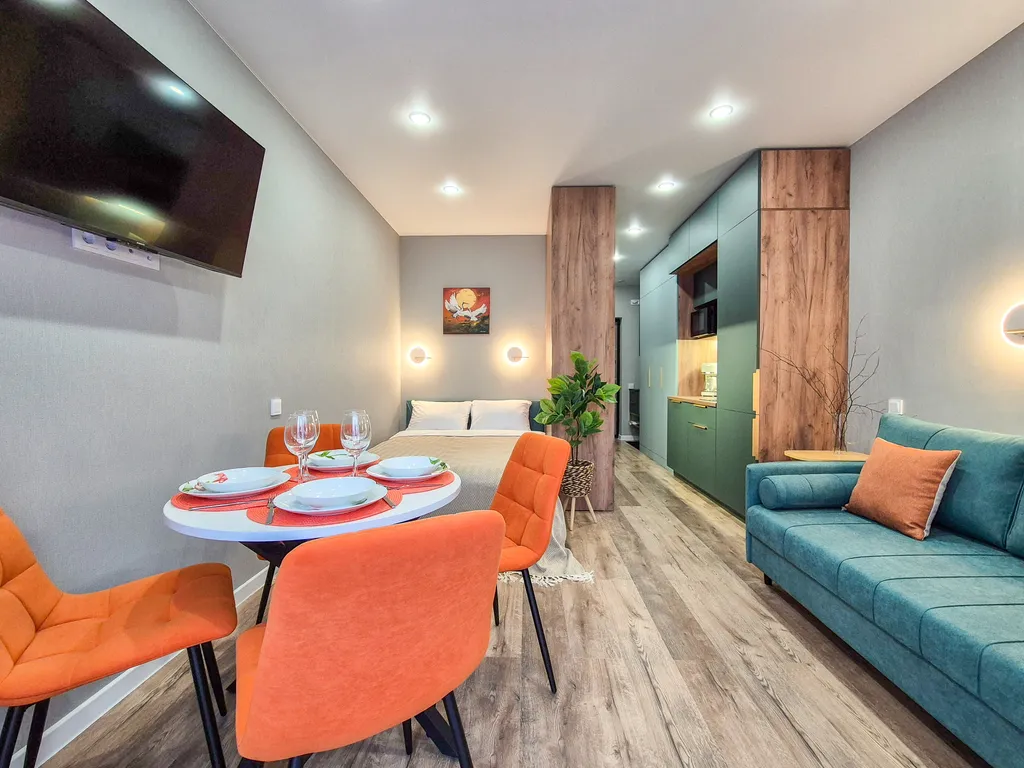 Студия с видом на реку