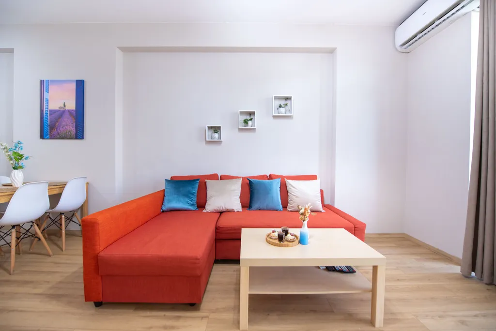 Светлая квартира с видом на город и Мтацминду