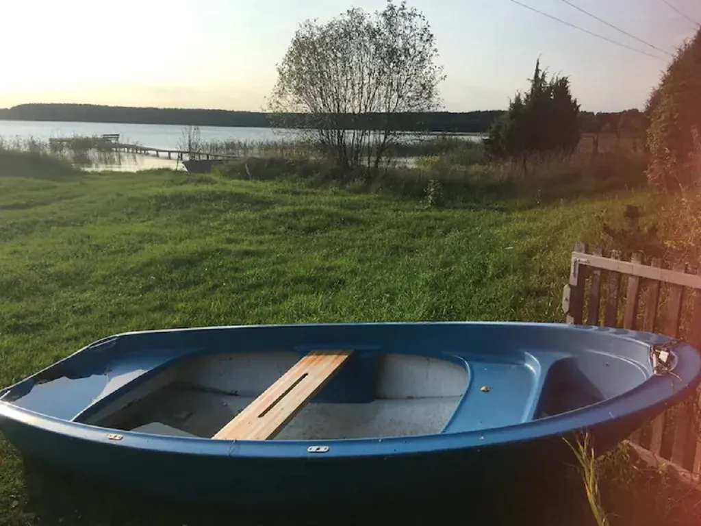 Дом между двух озёр