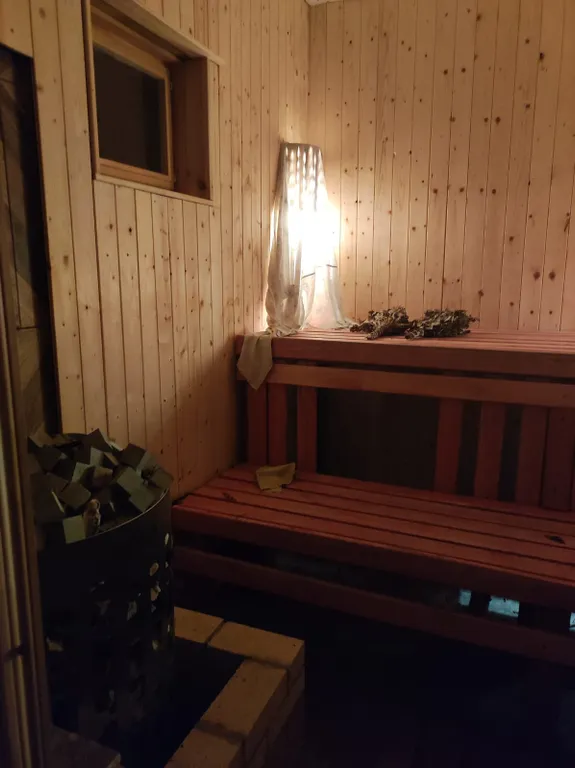 8-комнатный Дом