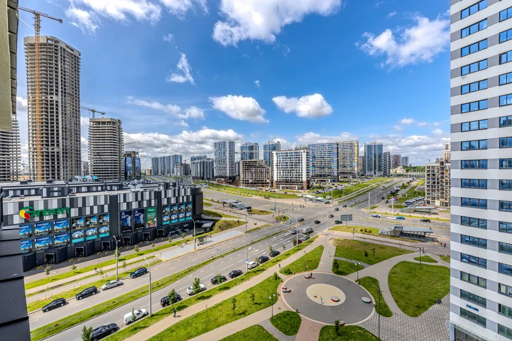 Квартира Квартира Новая современная студия в Minsk World возле метро и 2 станциях от ЖД — Минск