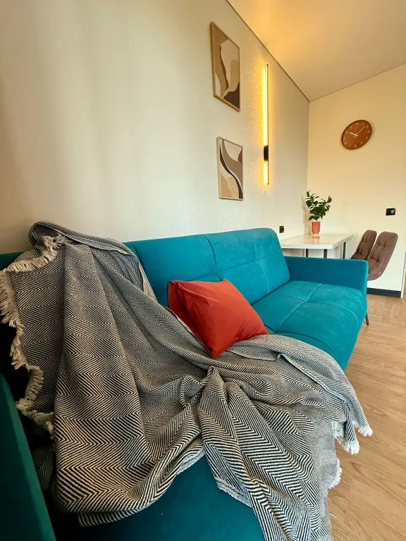 Студия УНИК АПАРТ на Космической рядом со школой МЧС