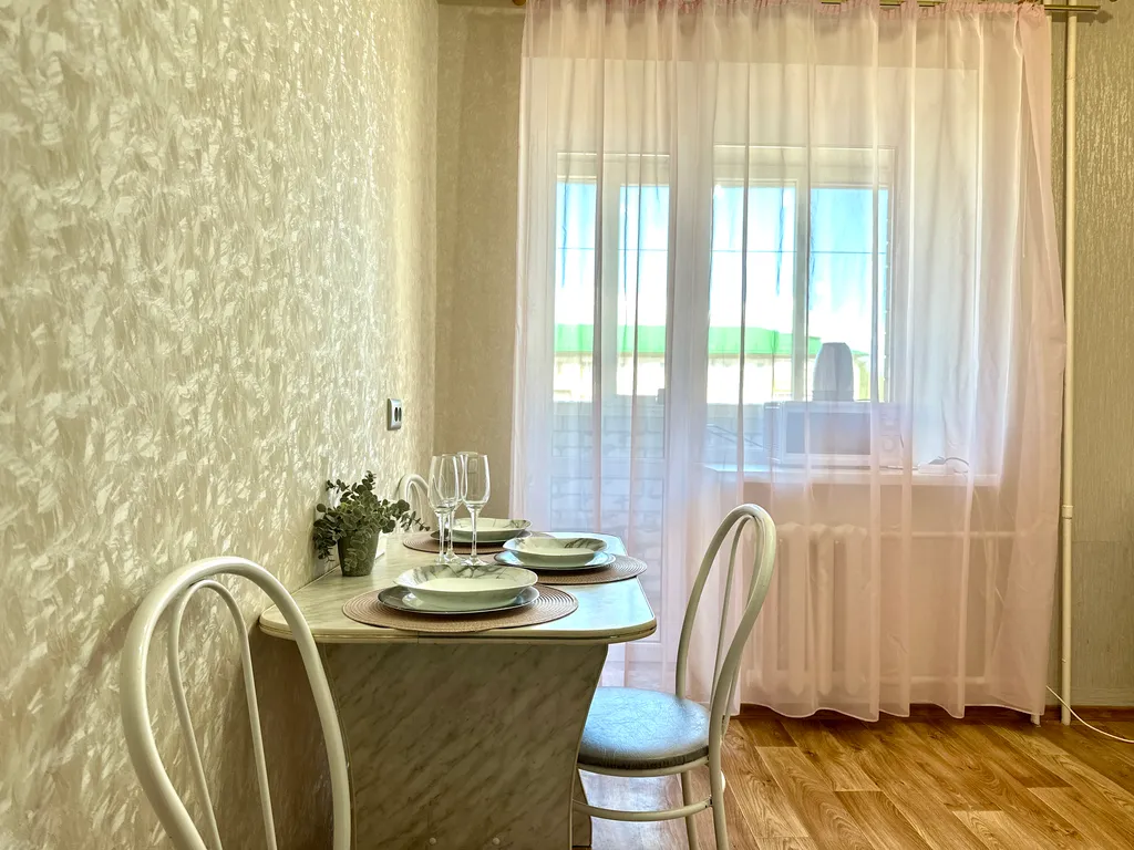 Апартаменты в новостройке с балконом