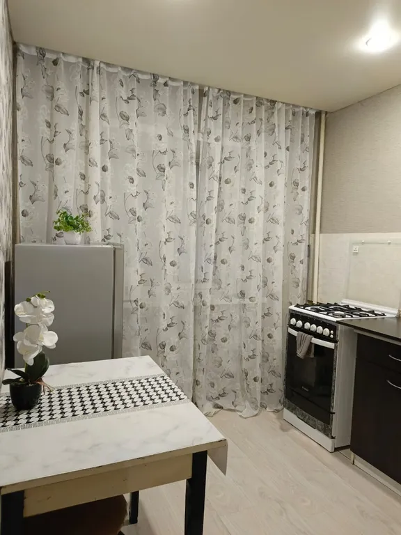 Хорошая квартира рядом с набережной и Партиаршей площадью — аренда посуточно в Йошкар-Ола