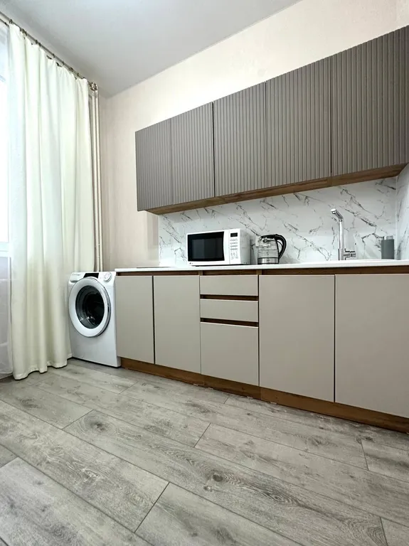 Светлая уютная квартира на популярной набережной реки Ангары