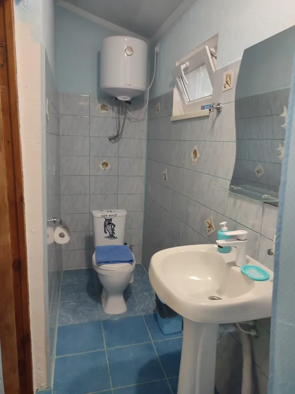 Двух местный номер, с отдельным входом